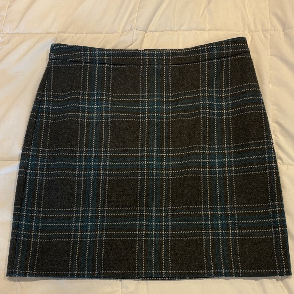 LOFT  Charcoal Gray and Blue Plaid Mini Skirt
